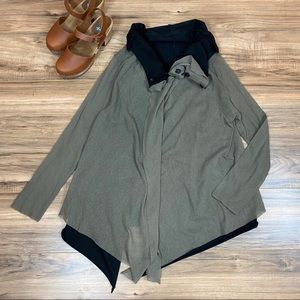 Kokomarina Snap Button Layered Lagenlook Cardigan Sweater Women's M Color Taupe